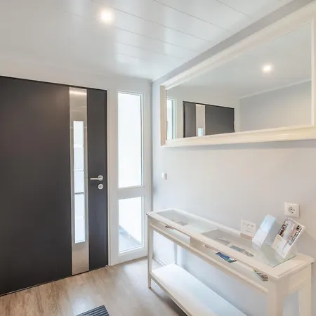 Ferienwohnung Leubsdorf 아파트 *