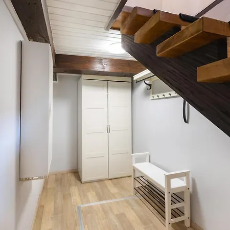 Ferienwohnung Leubsdorf 아파트