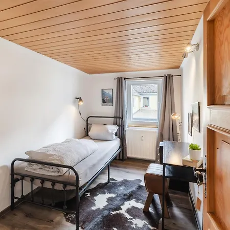 Ferienwohnung Leubsdorf 아파트 Leubsdorf